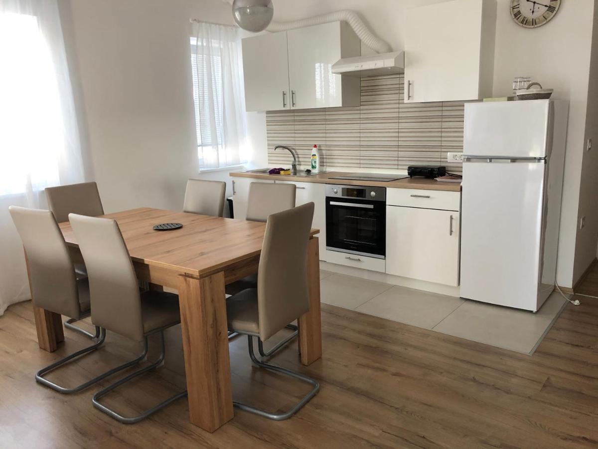 Ferienwohnung Apartmaji Meduza 2 Izola Exterior foto