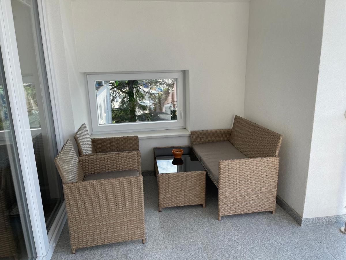 Ferienwohnung Apartmaji Meduza 2 Izola Exterior foto
