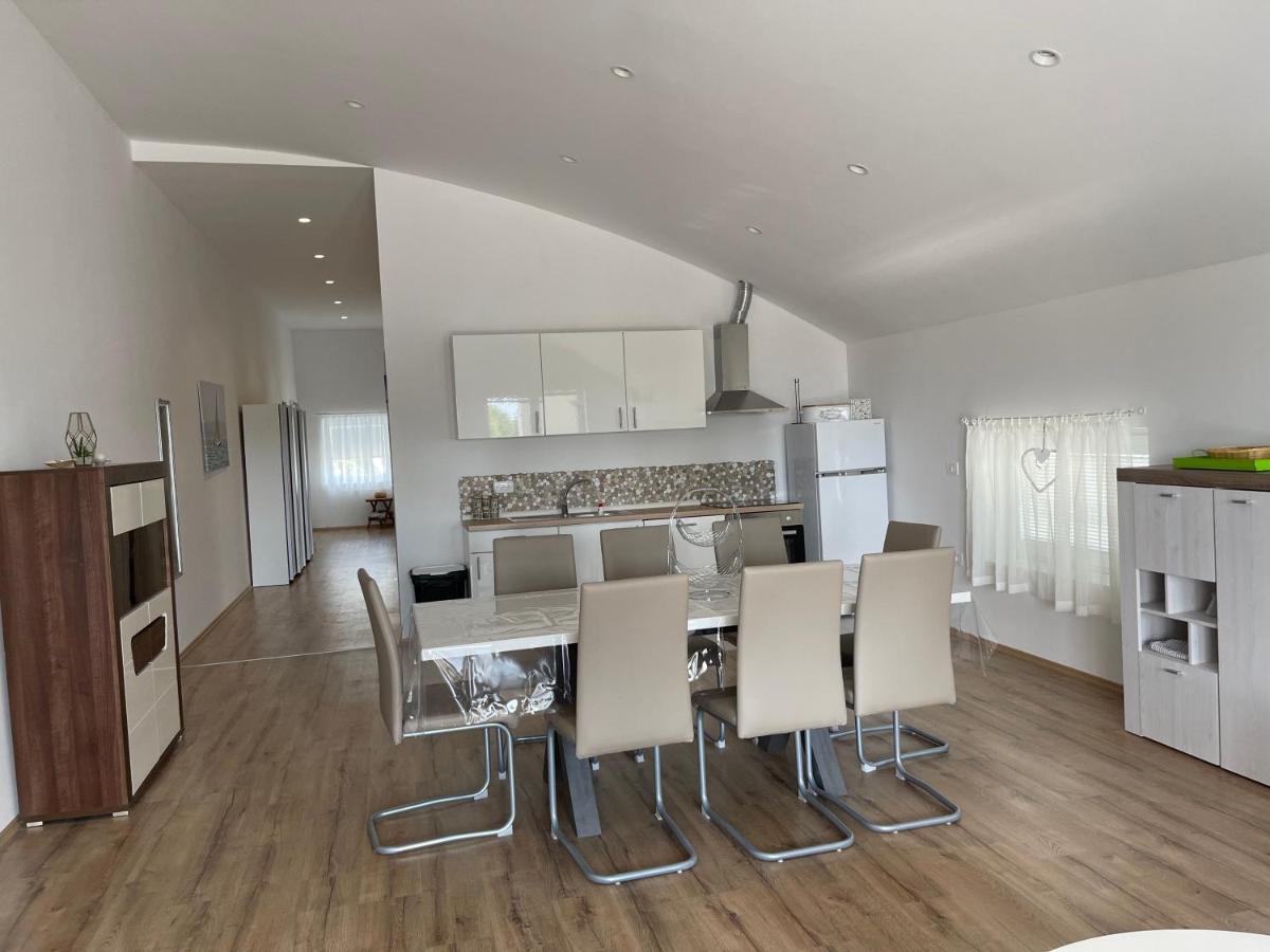 Ferienwohnung Apartmaji Meduza 2 Izola Exterior foto